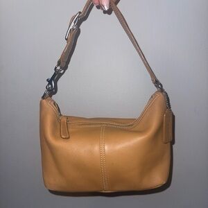 Coach Vintage Legacy Shoulder Bag 9596